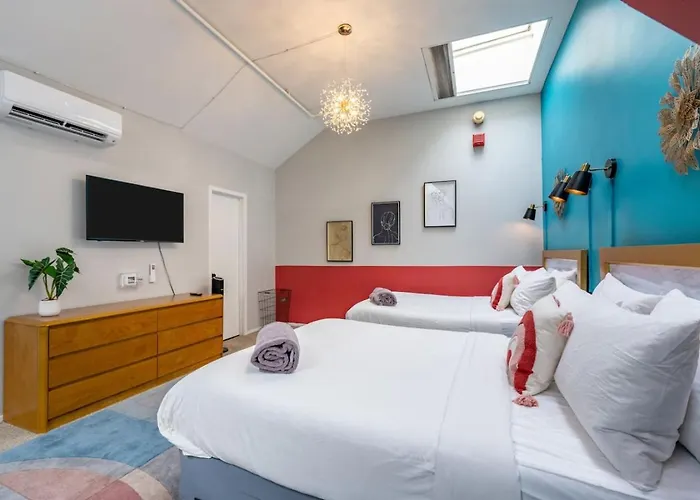 Spacious Downtown Penthouse Vintage, Gym & Balcony #3 Chicago